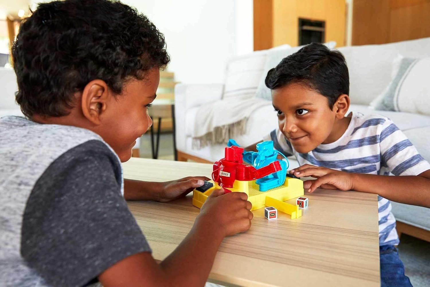 image:imageMattel Games Rock Em Sock Em Robots Kids Game with Red Rocket amp Blue Bomber Fighters